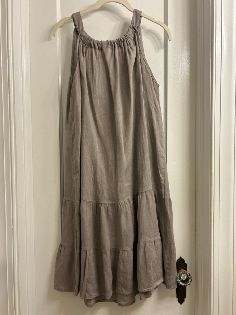Bellambra Linen Dress in Taupe